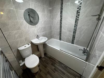 Picture 4